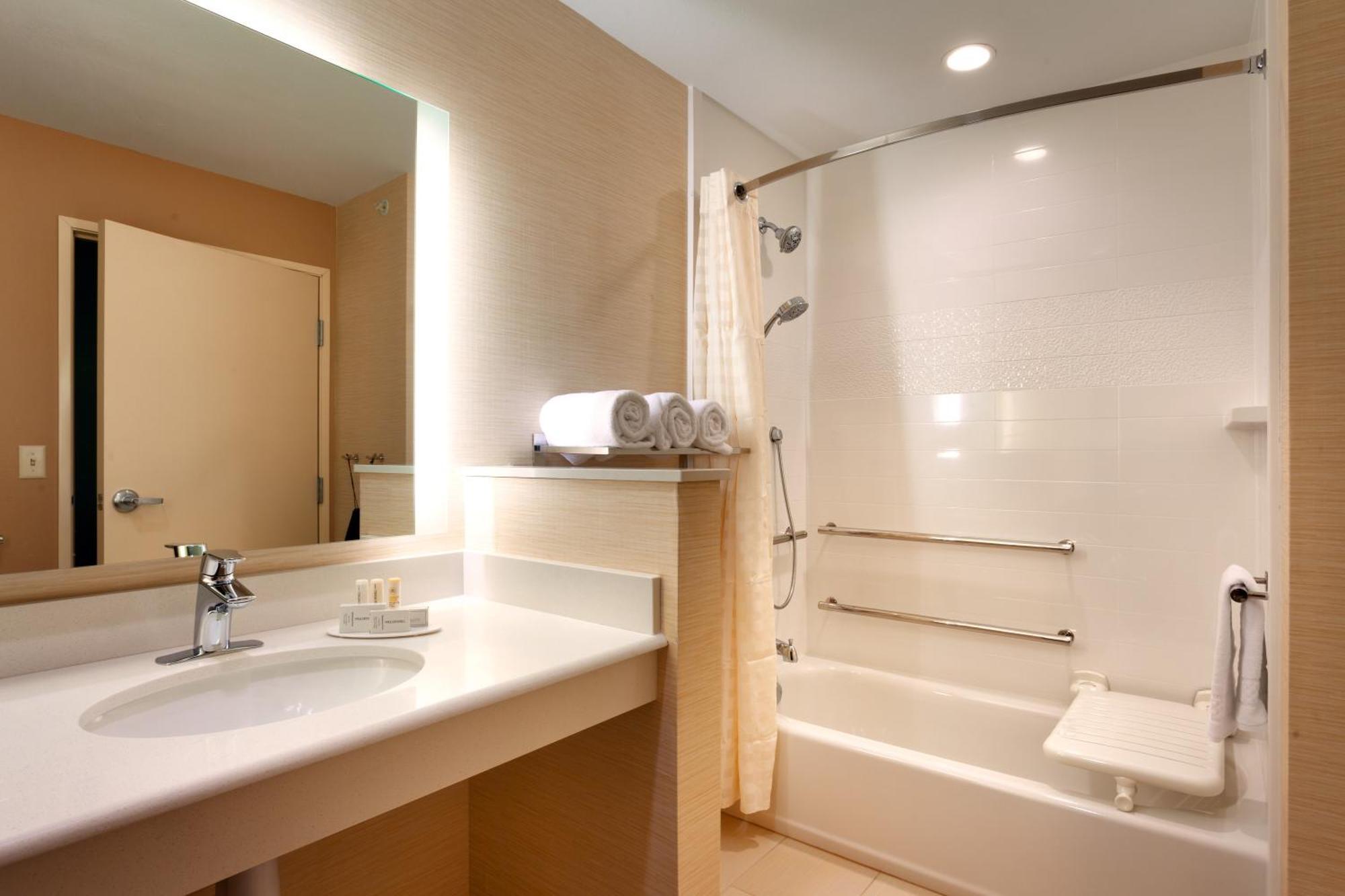 Fairfield Inn & Suites By Marriott Salt Lake City מידוויל מראה חיצוני תמונה