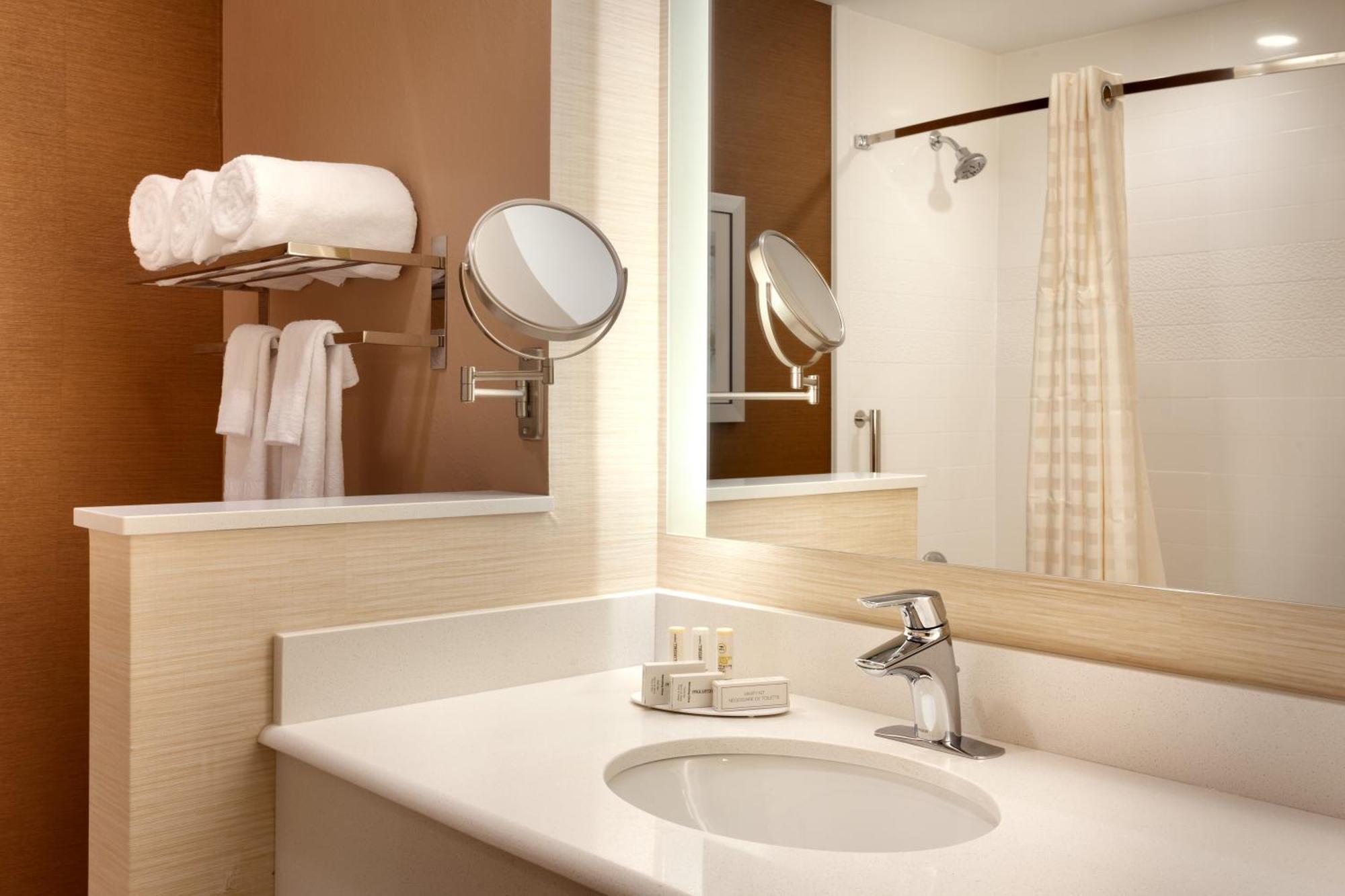 Fairfield Inn & Suites By Marriott Salt Lake City מידוויל מראה חיצוני תמונה