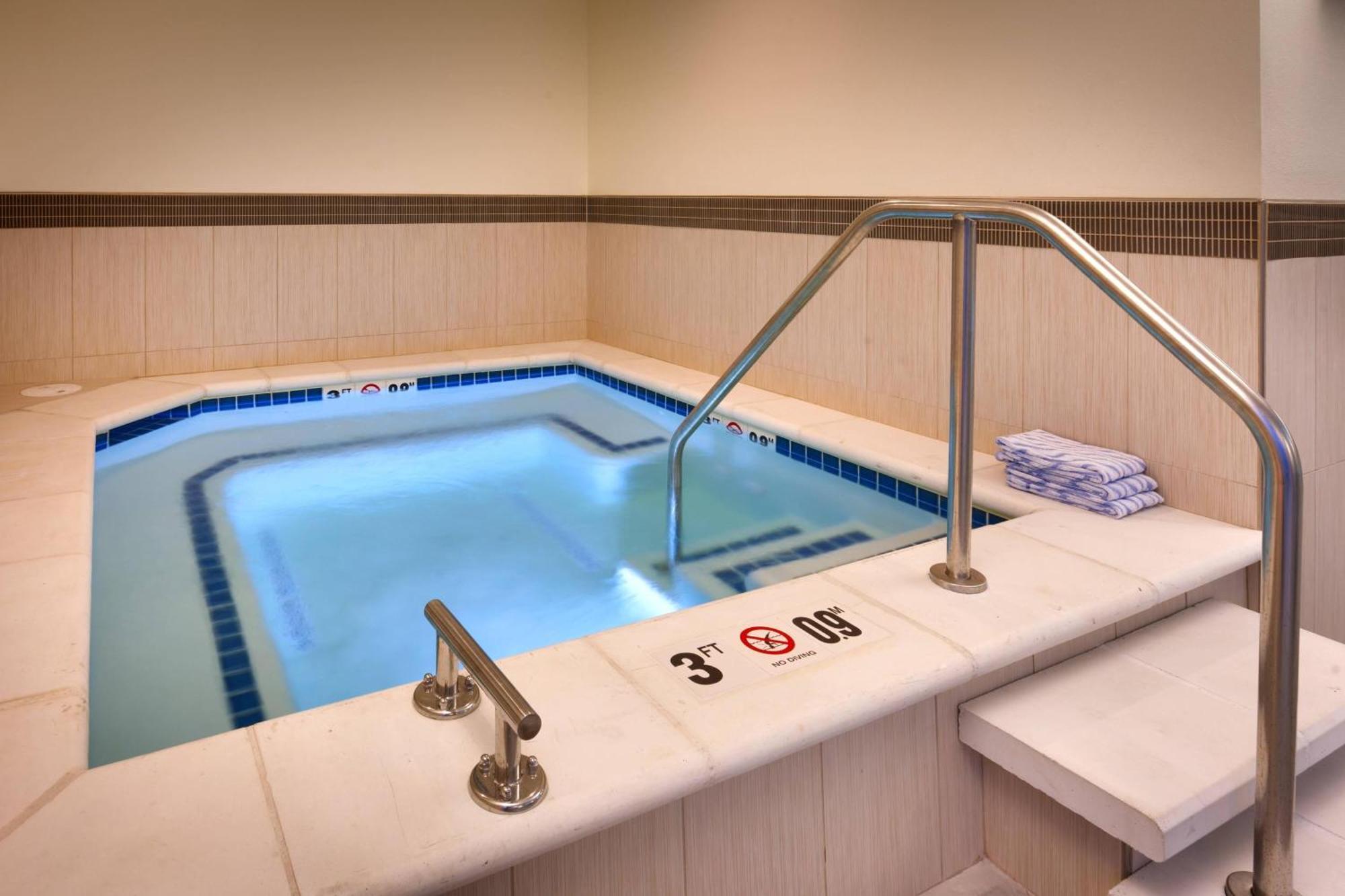 Fairfield Inn & Suites By Marriott Salt Lake City מידוויל מראה חיצוני תמונה