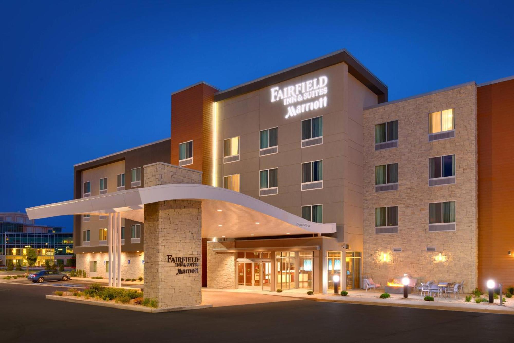 Fairfield Inn & Suites By Marriott Salt Lake City מידוויל מראה חיצוני תמונה